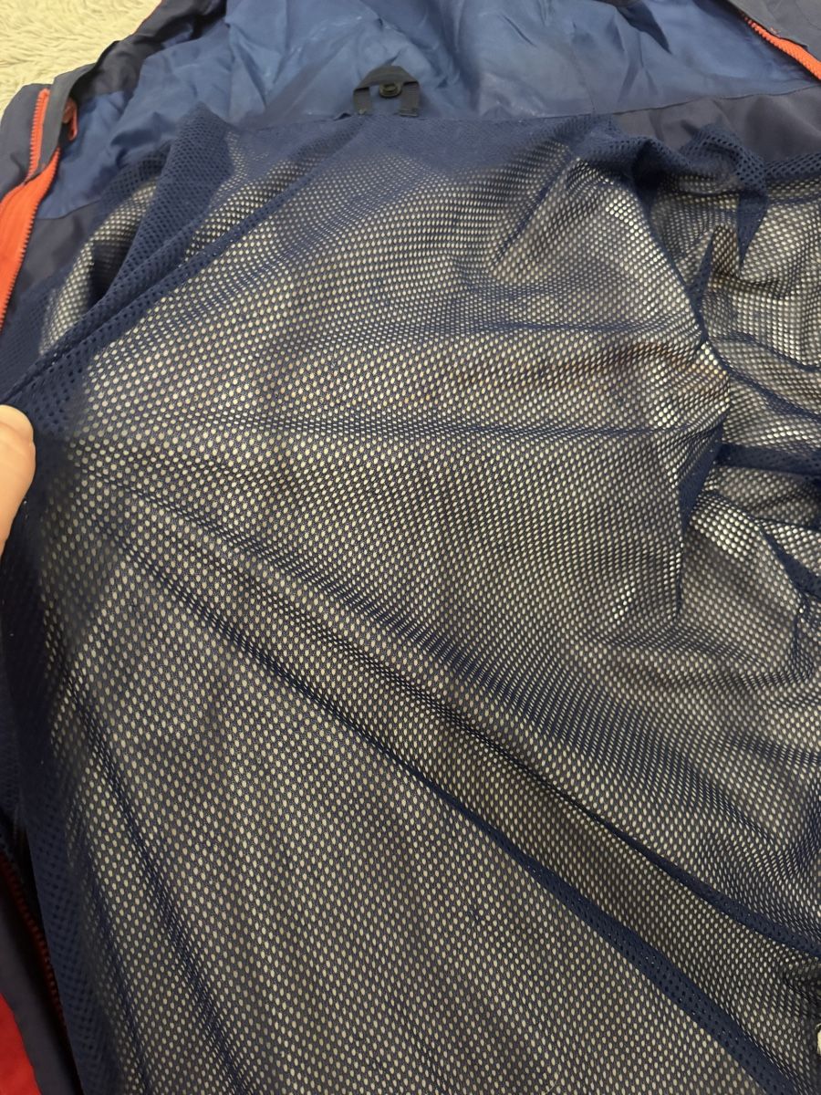 Berghaus Jacken: Berghaus Gore-Tex Jacket Red Size XL – Gebraucht aus Arzier-Le Muids von kol_6zbr 5