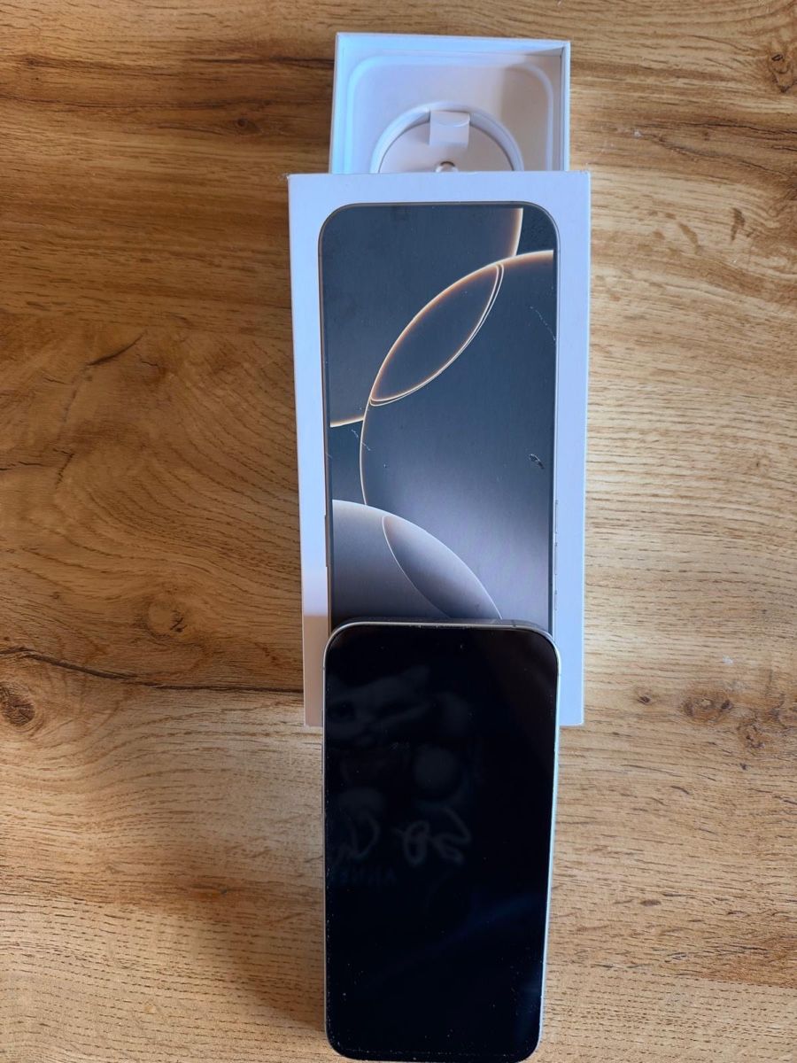 Apple Portables: iPhone 16 Pro Max – Neuf (Voir description) à Allschwil par thr_rc8g
