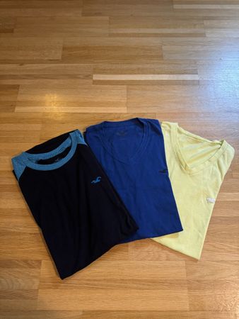 Hollister T-Shirt