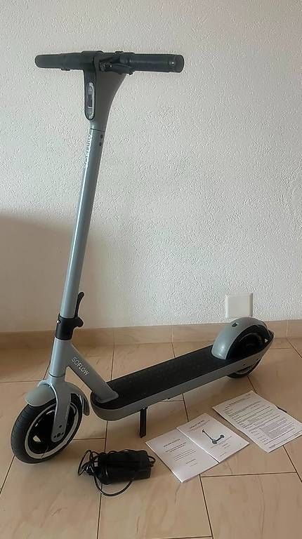 Soflow Kickboard: SoFlow SO ONE PRO  très peu utilisé, excellent état – D'occasion à Peseux par keef10