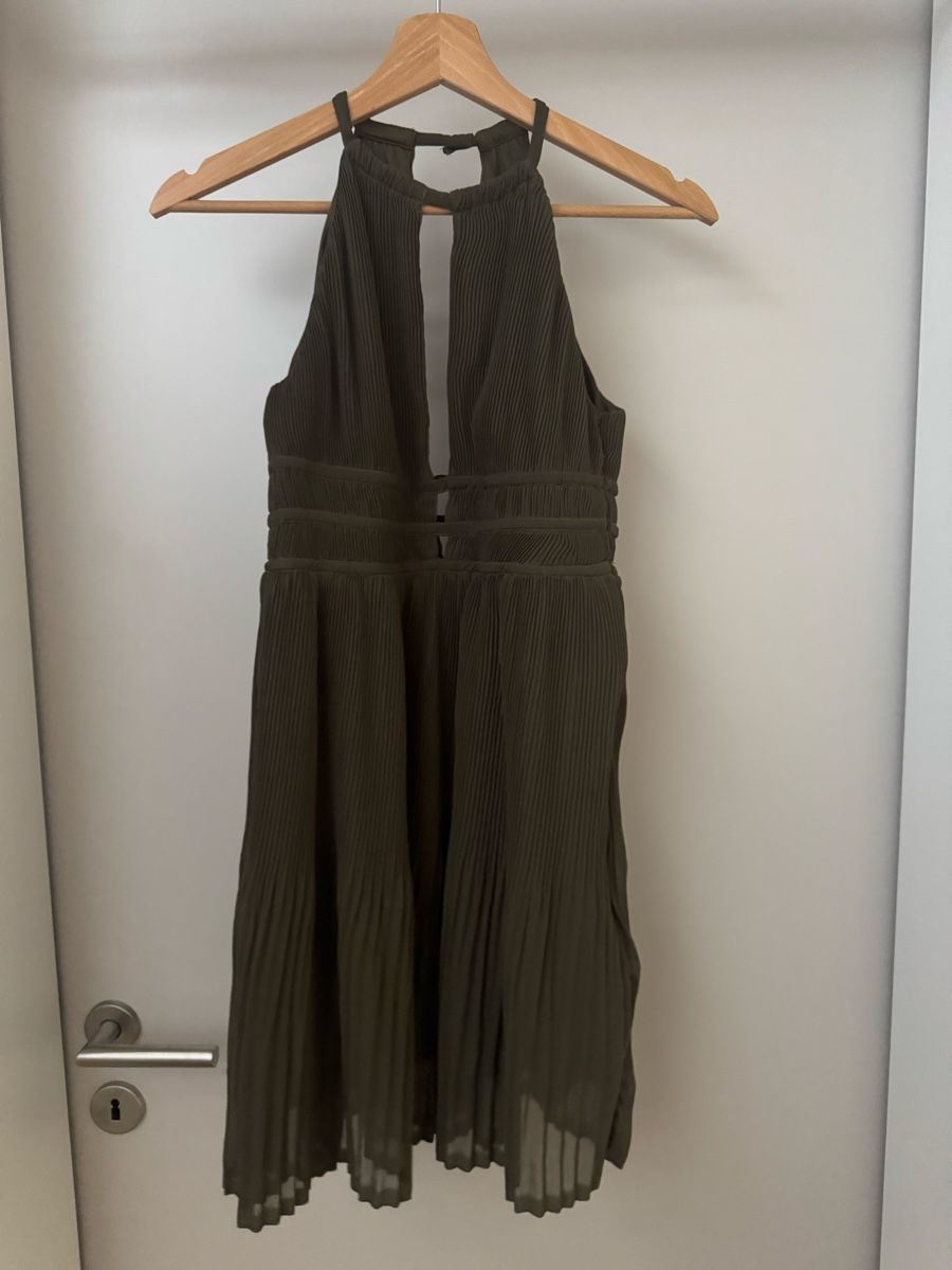 H&M Vestiti: H&M Kleid khaki Grösse XS – Usato da Brüttisellen venduto da tinaD_ 1
