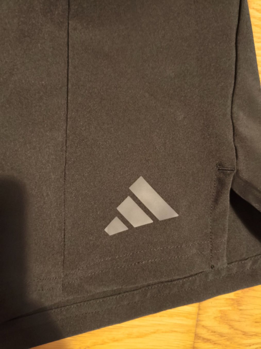 Adidas Pantaloni: Adidas shorts – Nuovo (secondo la descrizione) da Zürich venduto da gds90 2