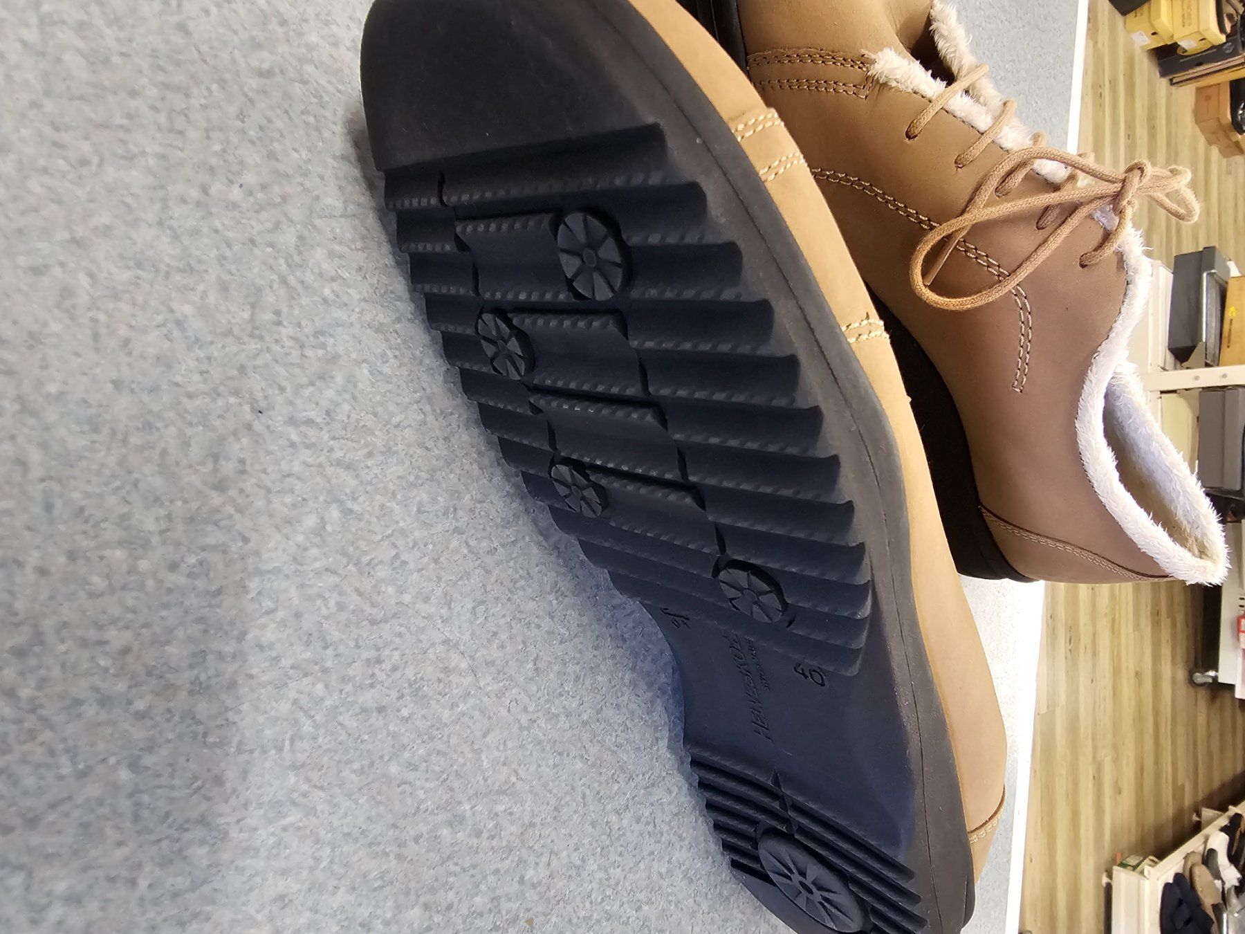 Helvesko Damenschuhe: Helvesko – Neu und originalverpackt aus Möhlin von Highwaytom 1