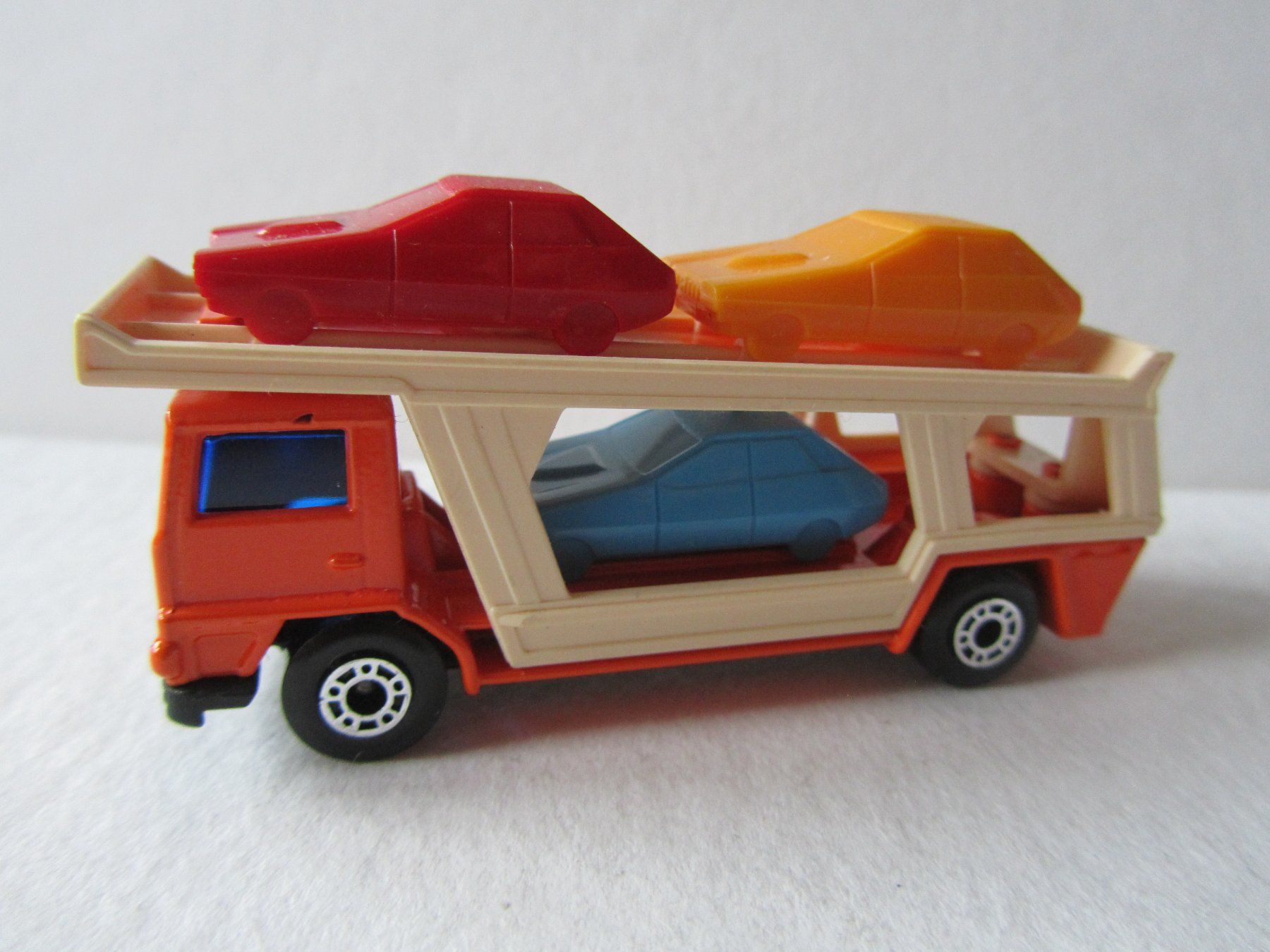 Matchbox Modellini d'auto: Car Transporter, Matchbox Superfast, Nr. 11C, unbespielt – Nuovo (secondo la descrizione) da Weiningen ZH venduto da dietsch57