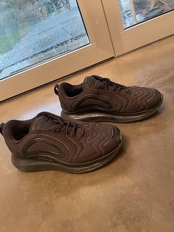 Chaussures hommes: Nike Air Max 720  – D'occasion à Carona par ene_2vkd
