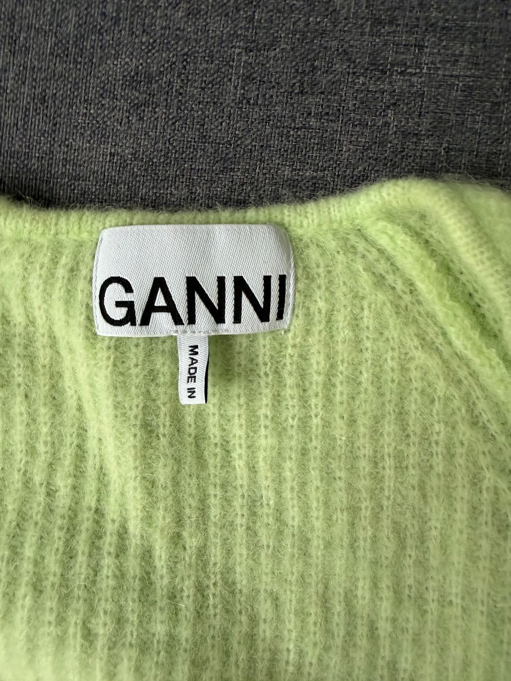 Ganni Maglioni & Felpe: Wunderschöner kurzarm Strickpullover der Marke Ganni G M neu – Nuovo (secondo la descrizione) da Zürich venduto da Pony74 1
