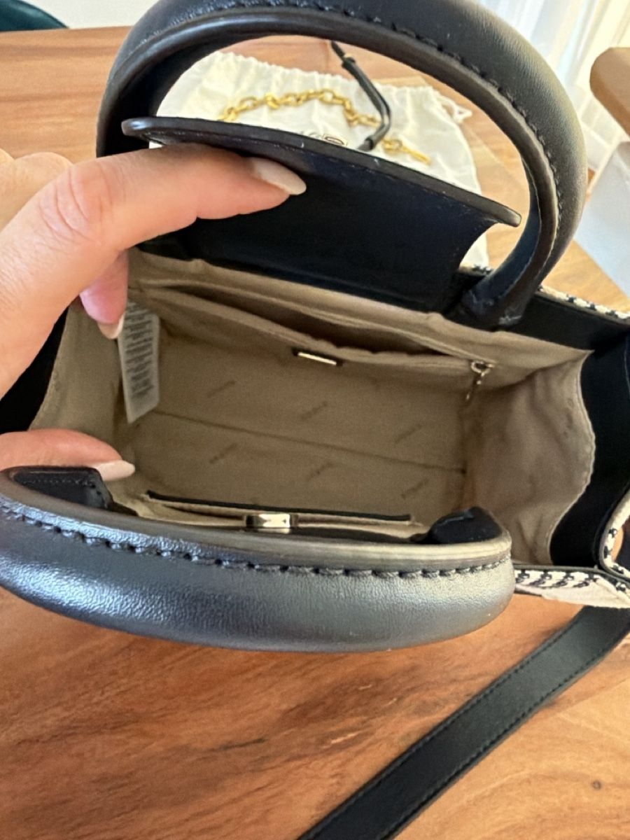 Guess Sacs femmes: Guess – Neuf avec emballage d'origine à Niederwangen BE par Pupi2011 1