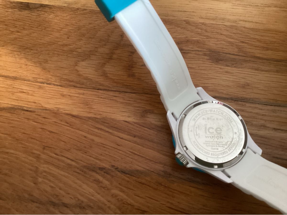 Swatch Smartwatch: Armbanduhr – Gebraucht aus Volketswil von eljo01 2