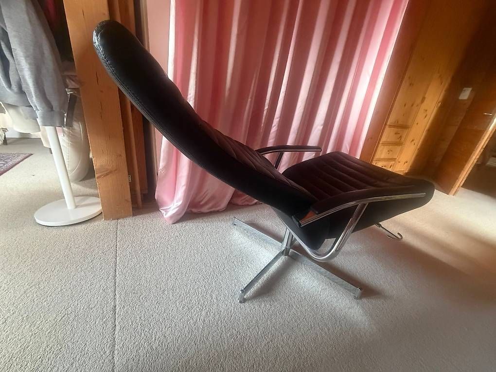 Poltrone: Echtleder-Sessel mit Hocker  drehbar & verstellbar – Usato da Grüt (Gossau ZH) venduto da chr_cht7 1