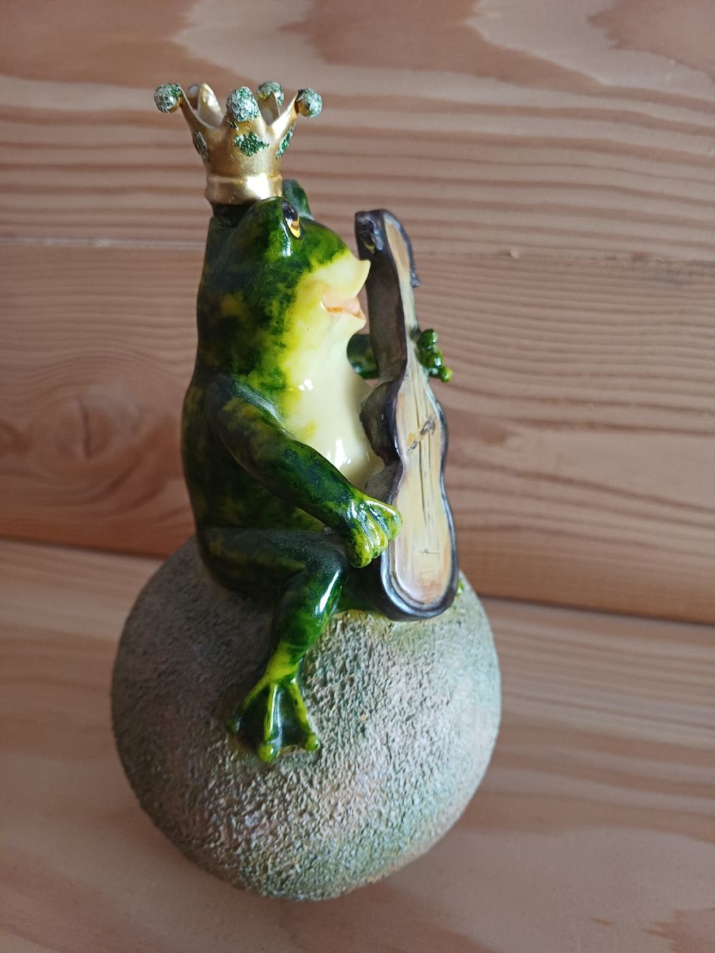 Statuette: Froschkönig mit Gitarre aus Kunststoff – Usato da Ringoldswil venduto da drache13 3