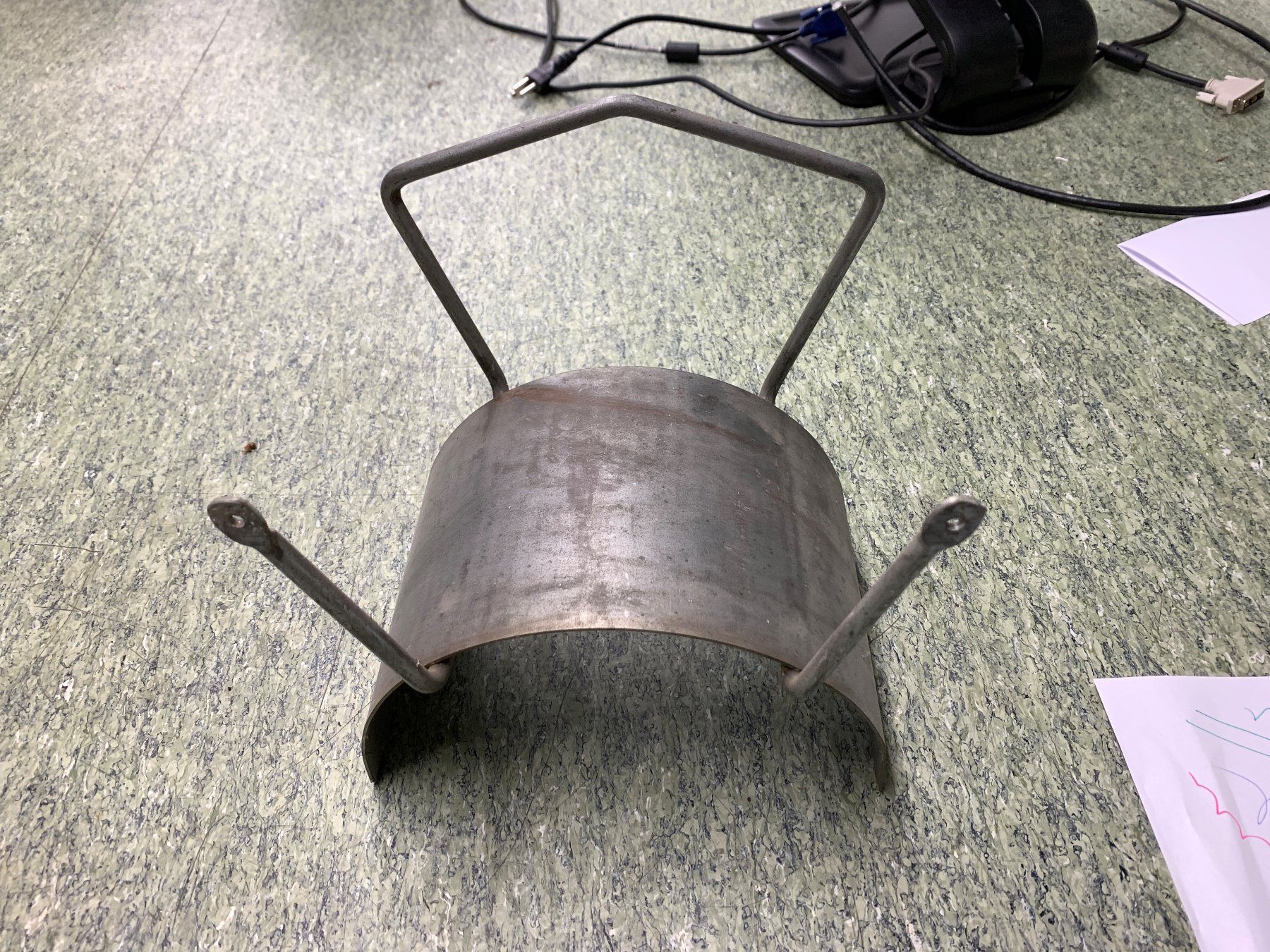 Supporti a parete: Schlauchhalter Kabelhalter Wandschlauchhalter – Usato da Rickenbach SZ venduto da Frickler