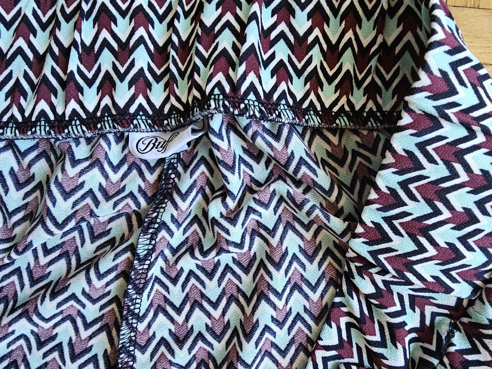 Buffalo Pantaloni: Flowy culottes from Buffalo size 46 – Usato da Zürich venduto da Ada2 1