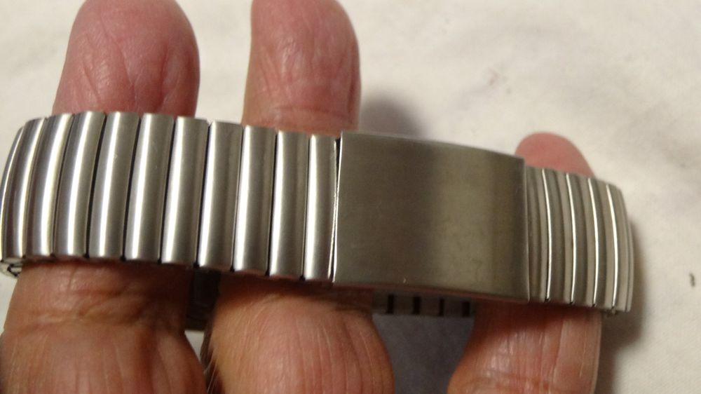 Montres: EXCLLANCE HERENUHR.QUARTZ.LAUFT- – D'occasion à zürich par ahmad01 3