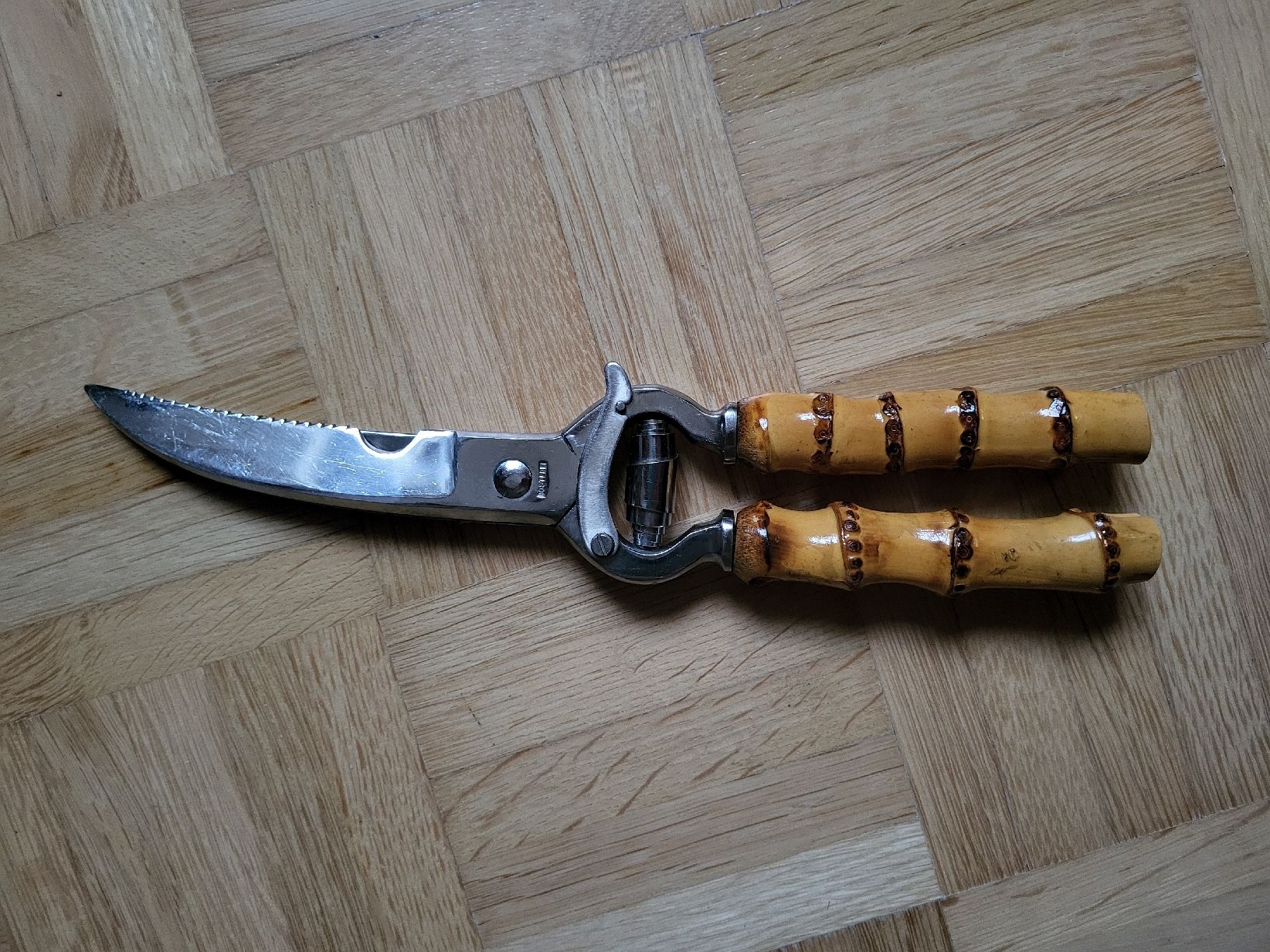 Küchenmesser: Geflügelschere mit Bambusgriffen – Gebraucht aus stäfa von brandy66 2