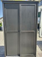 IKEA Hemnes schwarz mit zusätzlichen Tablaren