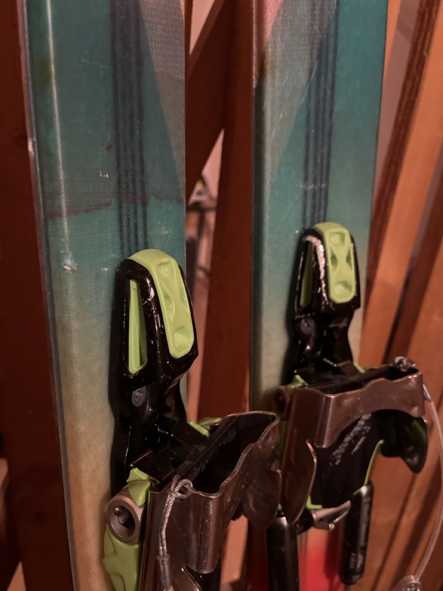 K2 Sci: K2 Empress telemark skis – Usato da Zürich venduto da lbs_72db 3