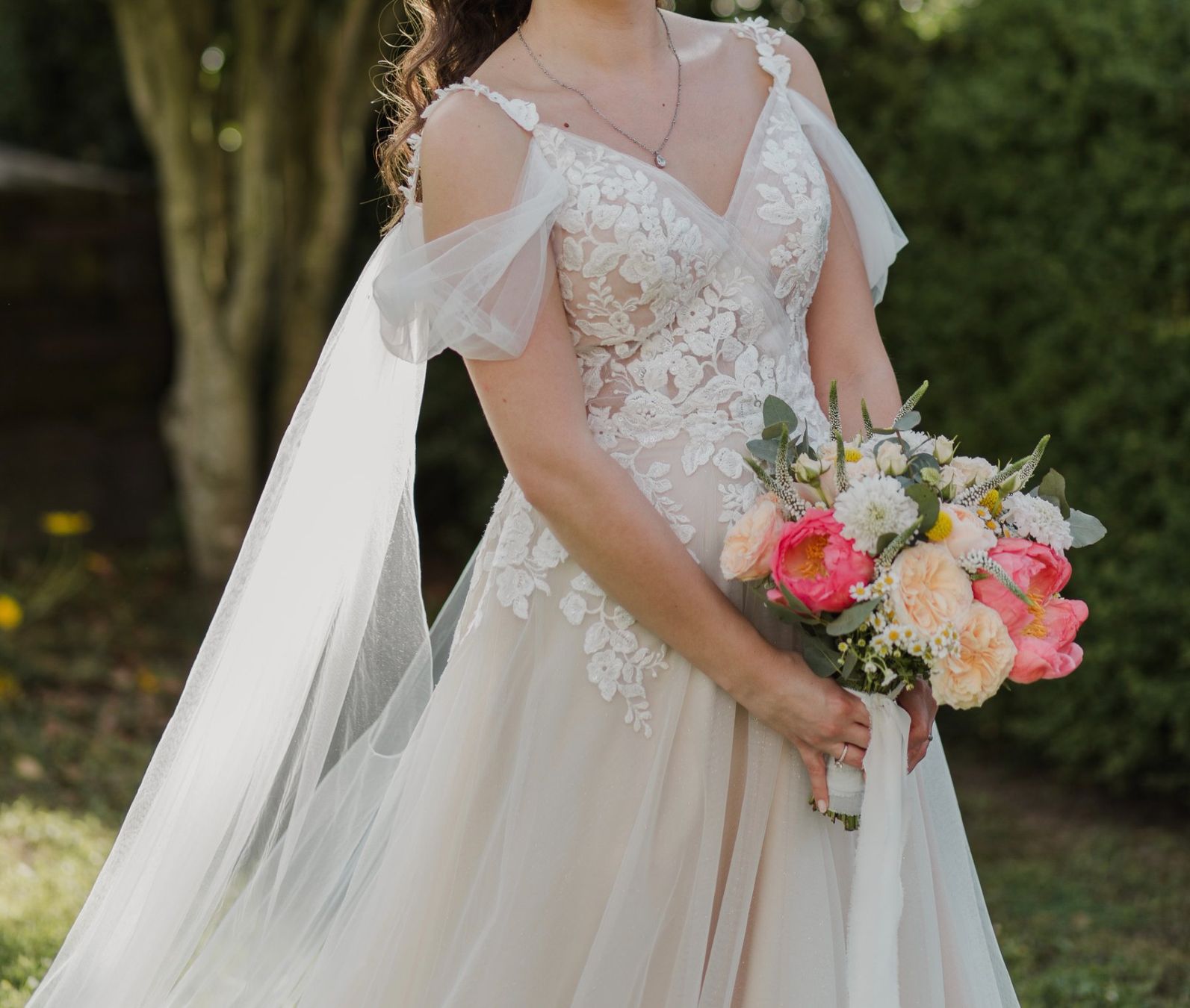 Robes: Secondhand Brautkleid Anna Moda "Midnight", Grösse 34-36 – D'occasion à Brunnen par Herzig-Brautmode 4