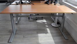 Ergonomischer, elektrisch höhenverstellbarer Bürotisch