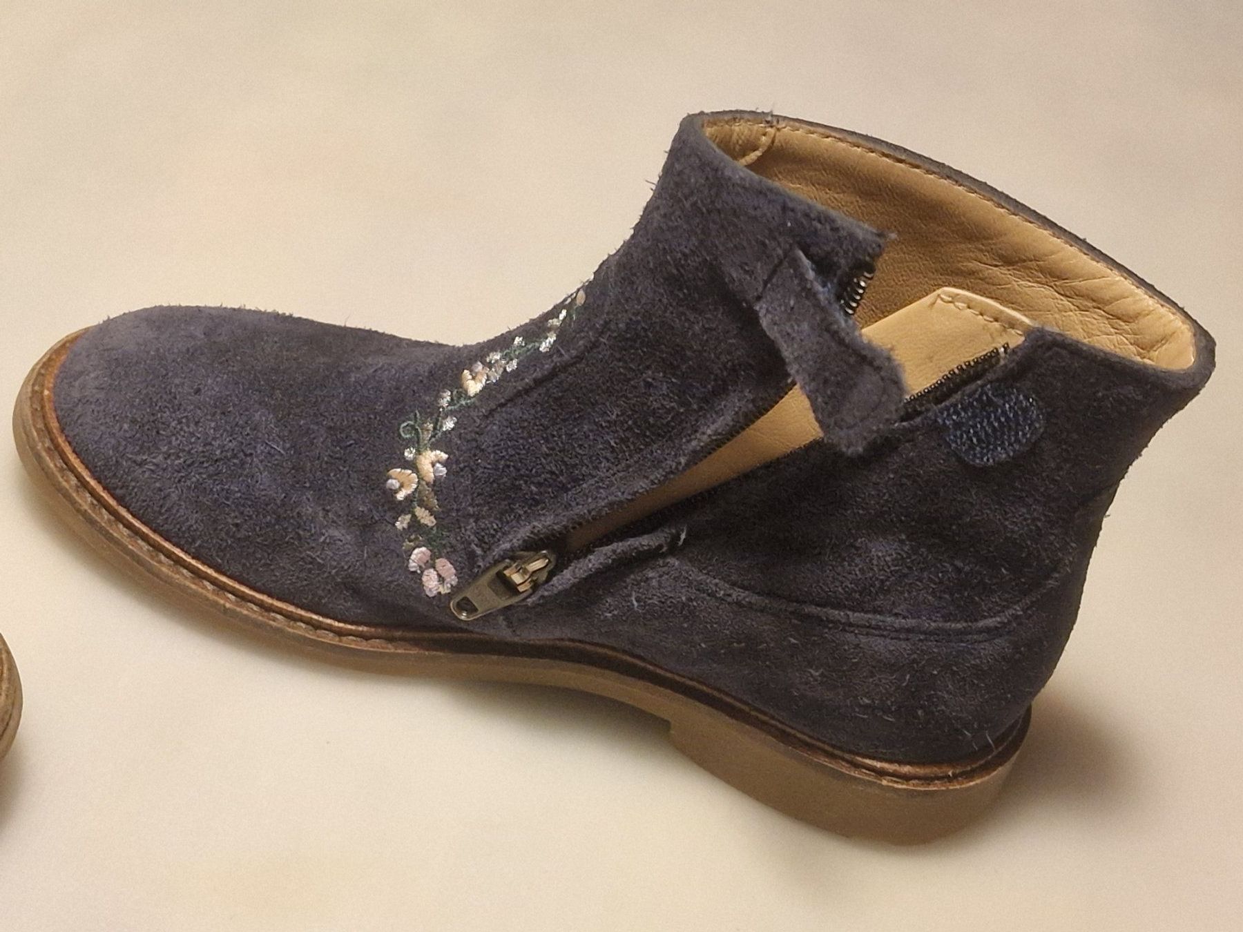 Schuhe für Mädchen: Bottines "Pom d'Api" bleu marine brodées taille 29 – Gebraucht aus Gingins von ven_mz7b 6