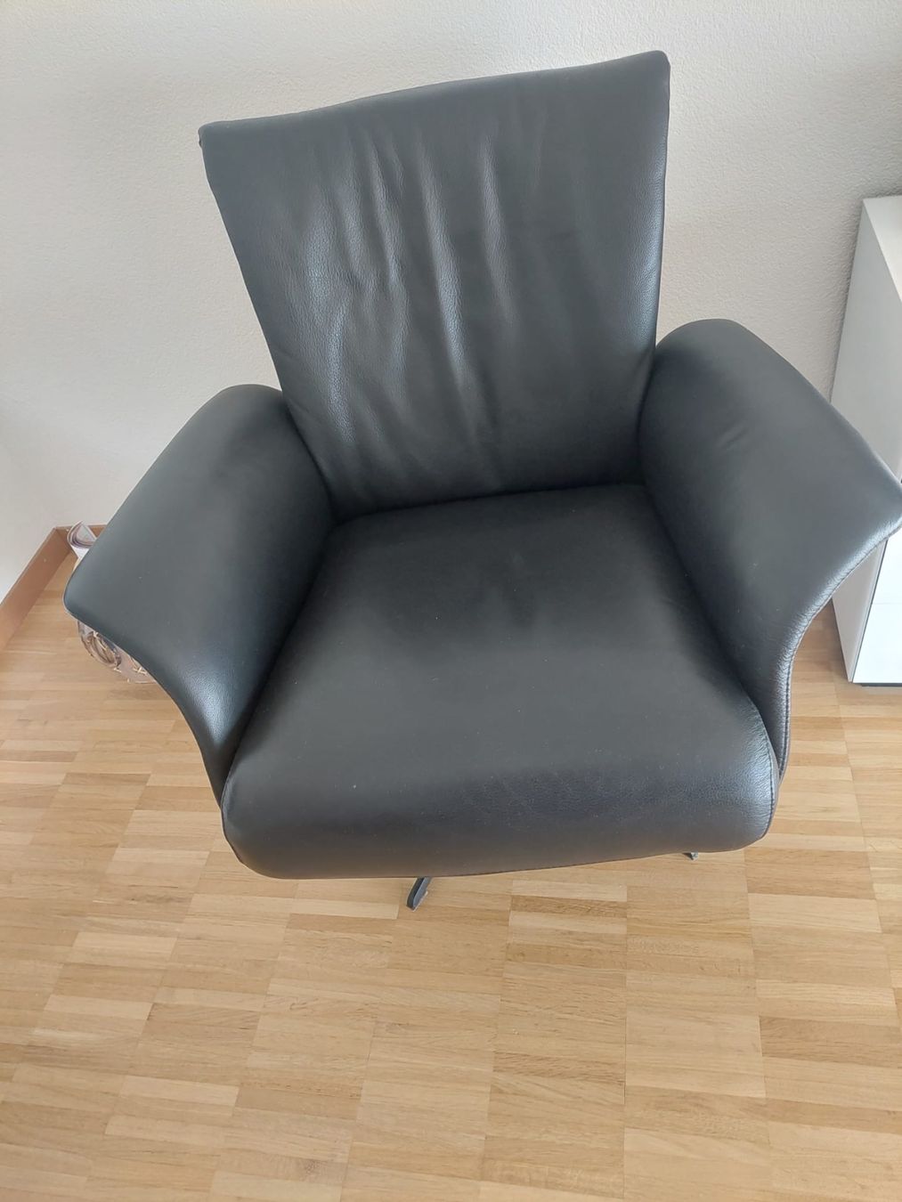 Sofas: Sofa/Polstergruppe 2 Sessel Leder – Gebraucht aus Walterswil SO von mekmek01 3