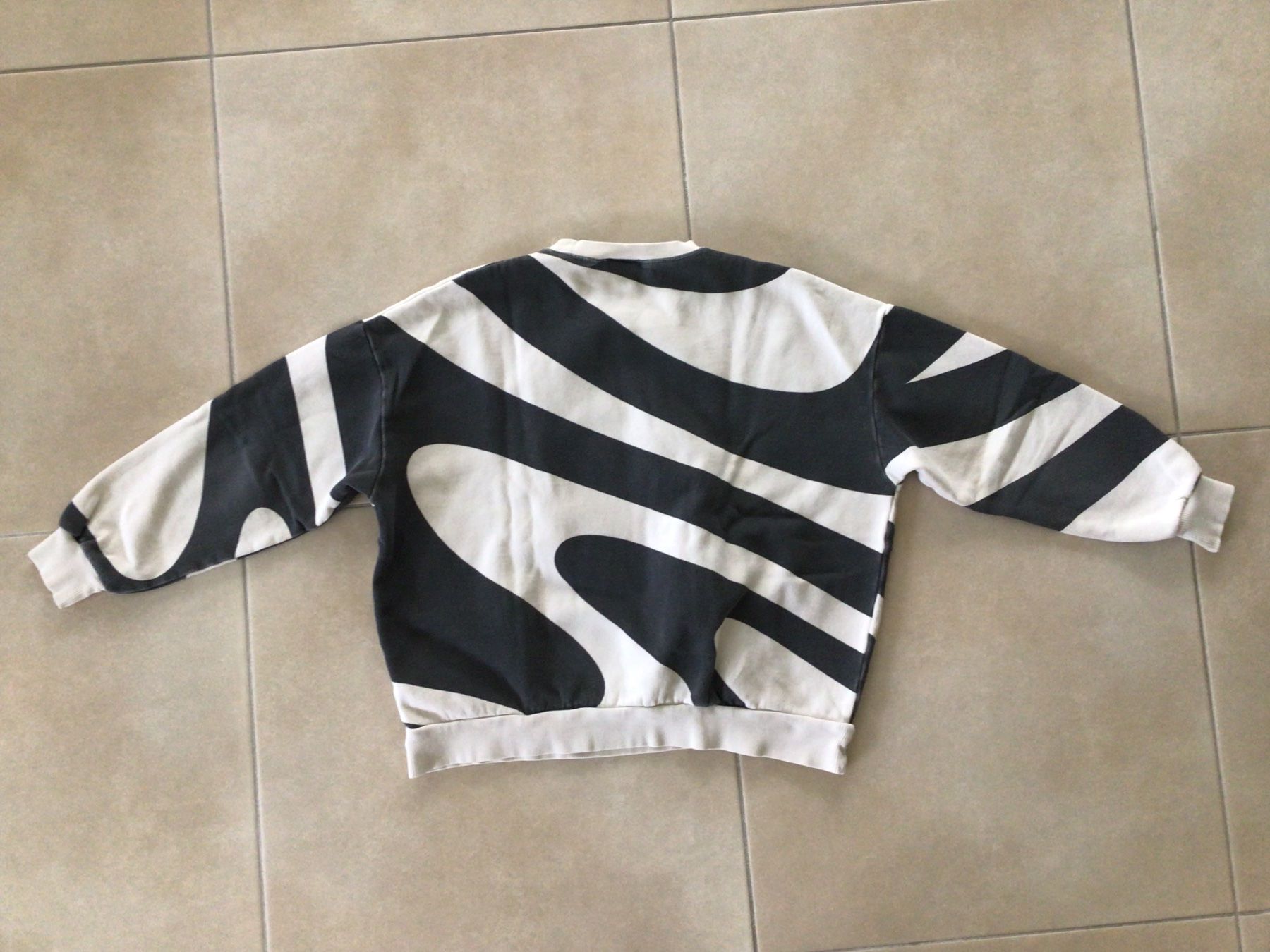 Pull&Bear Maglioni & Felpe: Pull&Bear Sweater mit Muster, Grösse XS – Usato da Frauenfeld venduto da Stehojen 1