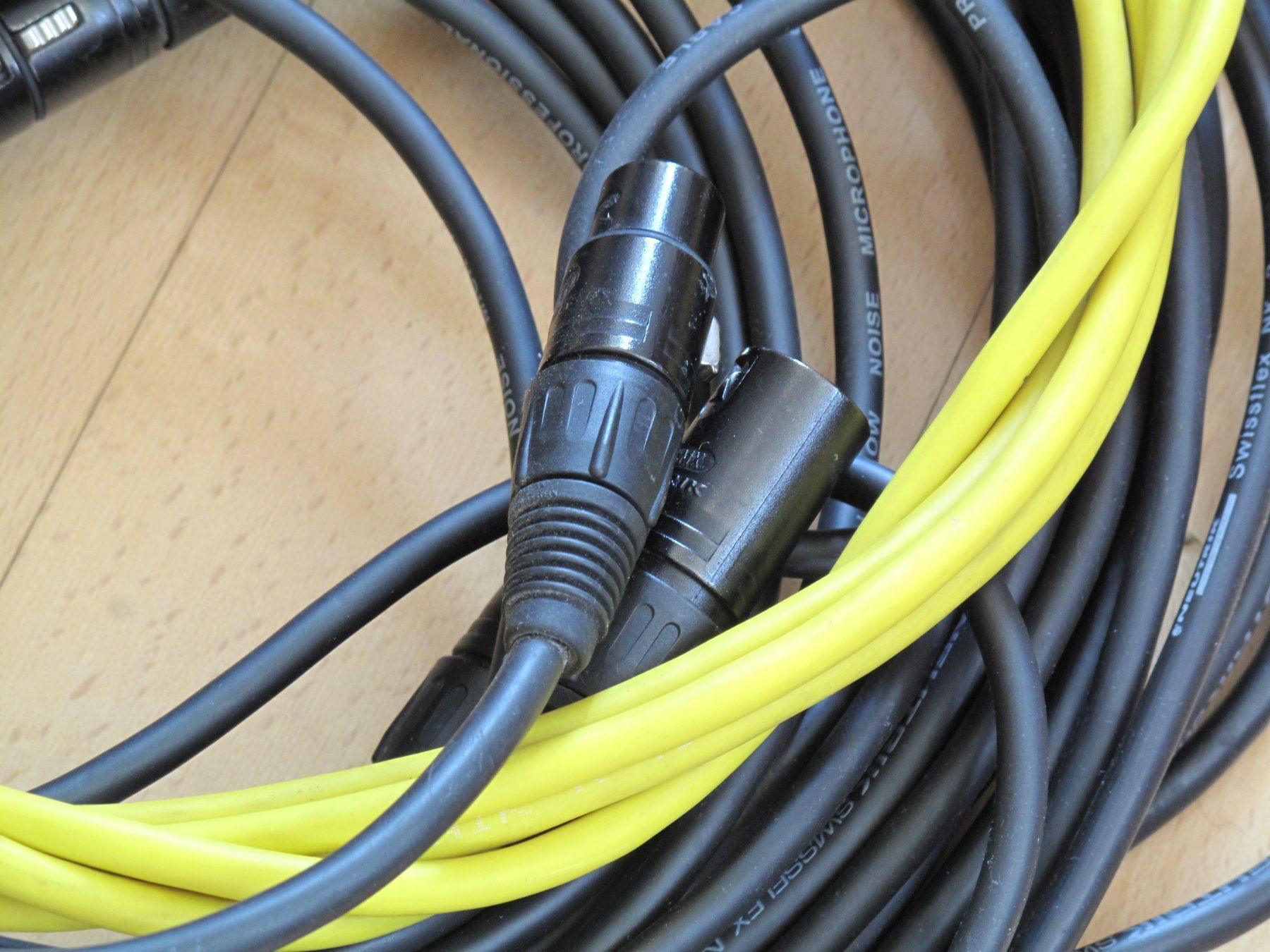 Neutrik Câbles: Kabel mit XLR Stecker – D'occasion à Winterthur par salzfass.19 1