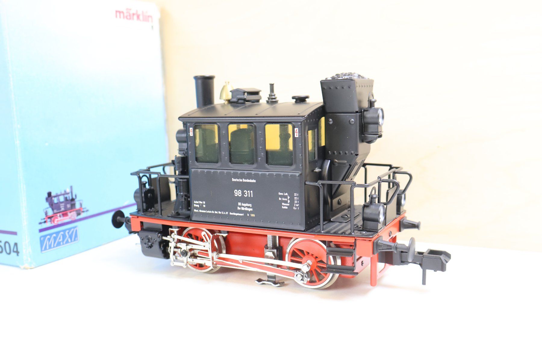 Märklin Modellini di ferrovie: Märklin Spur 1 Dampflok Glaskasten - Digital 54504 – Usato da Winterthur venduto da Monstera 2