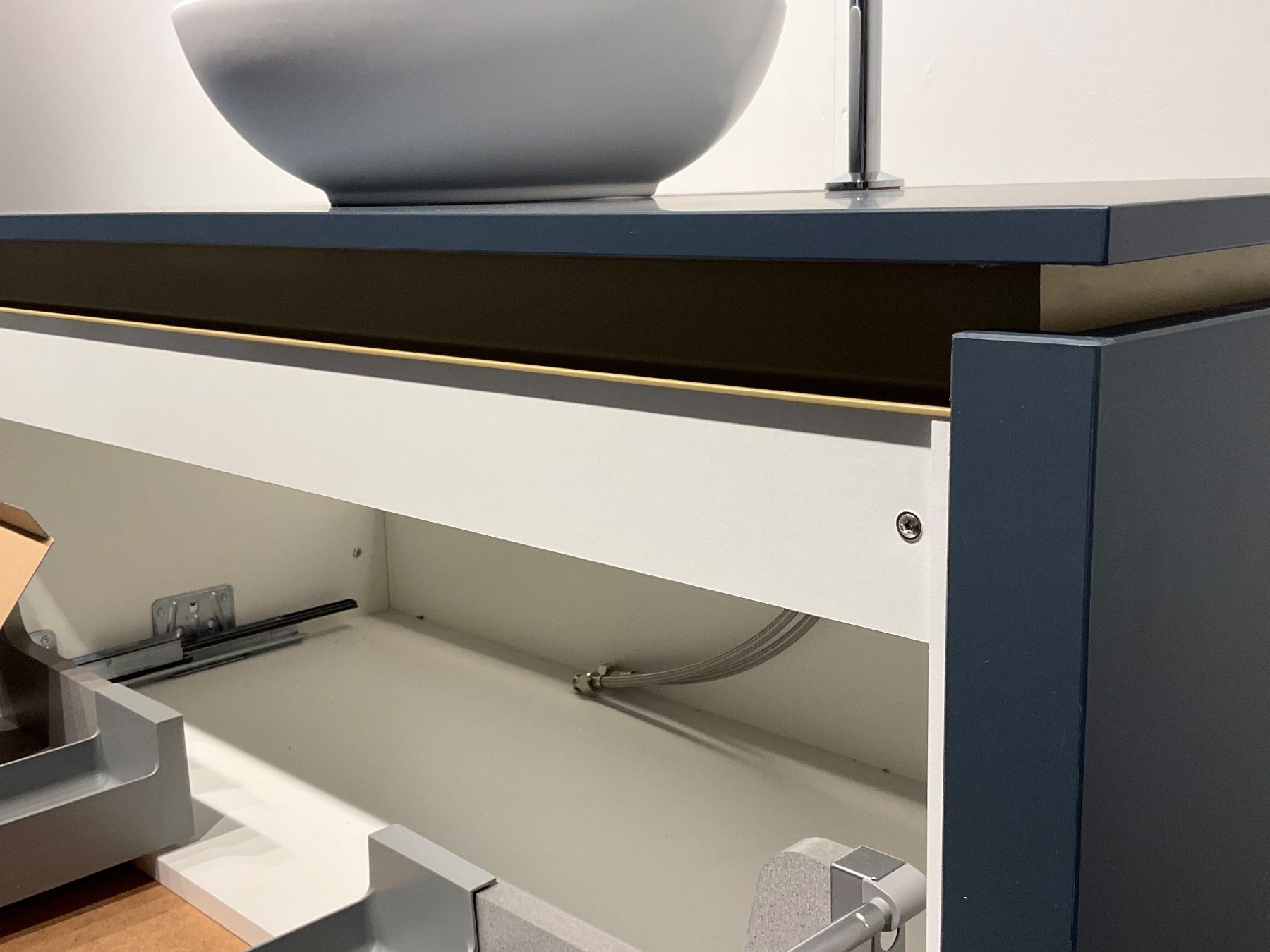 Badezimmermöbel: 068 Badmöbel, blau/grau, 110cm – Neu (gemäss Beschreibung) aus Derendingen von Meisterstuecke 4