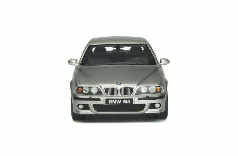 BMW Modellini d'auto: BMW M5 E39 1998-2003 Titanium silber met.      1:18 – Nuovo e nell'imballaggio originale da Gerlafingen venduto da espero88 2