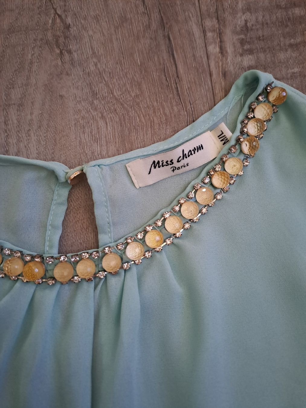 Camicette: Damen Bluse Mint Grösse M/L mit Schmucksteinen – Usato da Rickenbach LU venduto da bishiida 1
