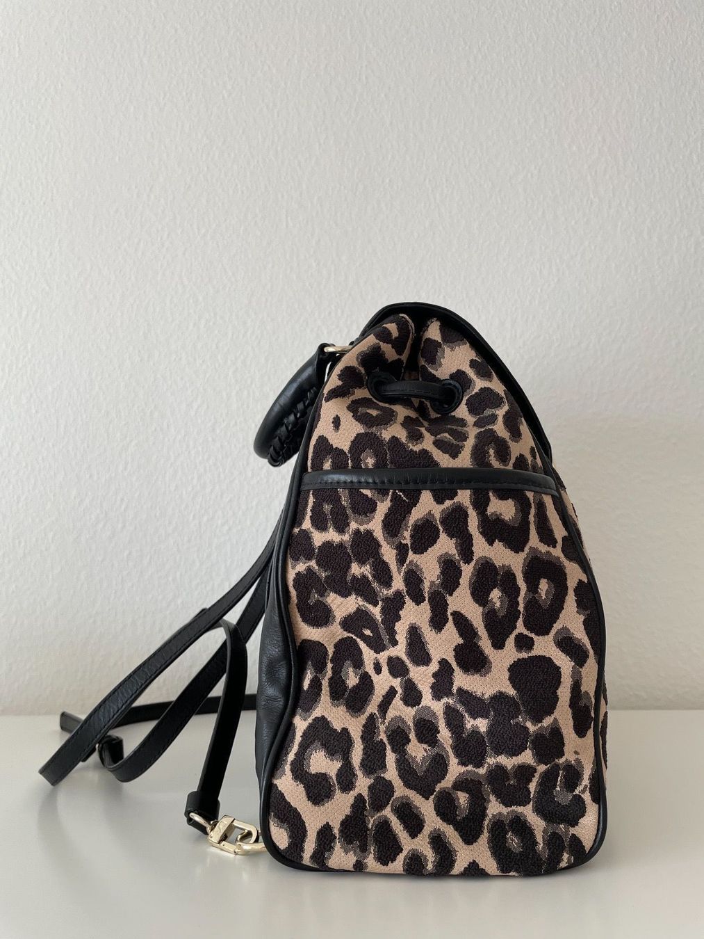 Zaini: DVF „Sutra“ Rucksack – Usato da Olten venduto da hahnice99 3