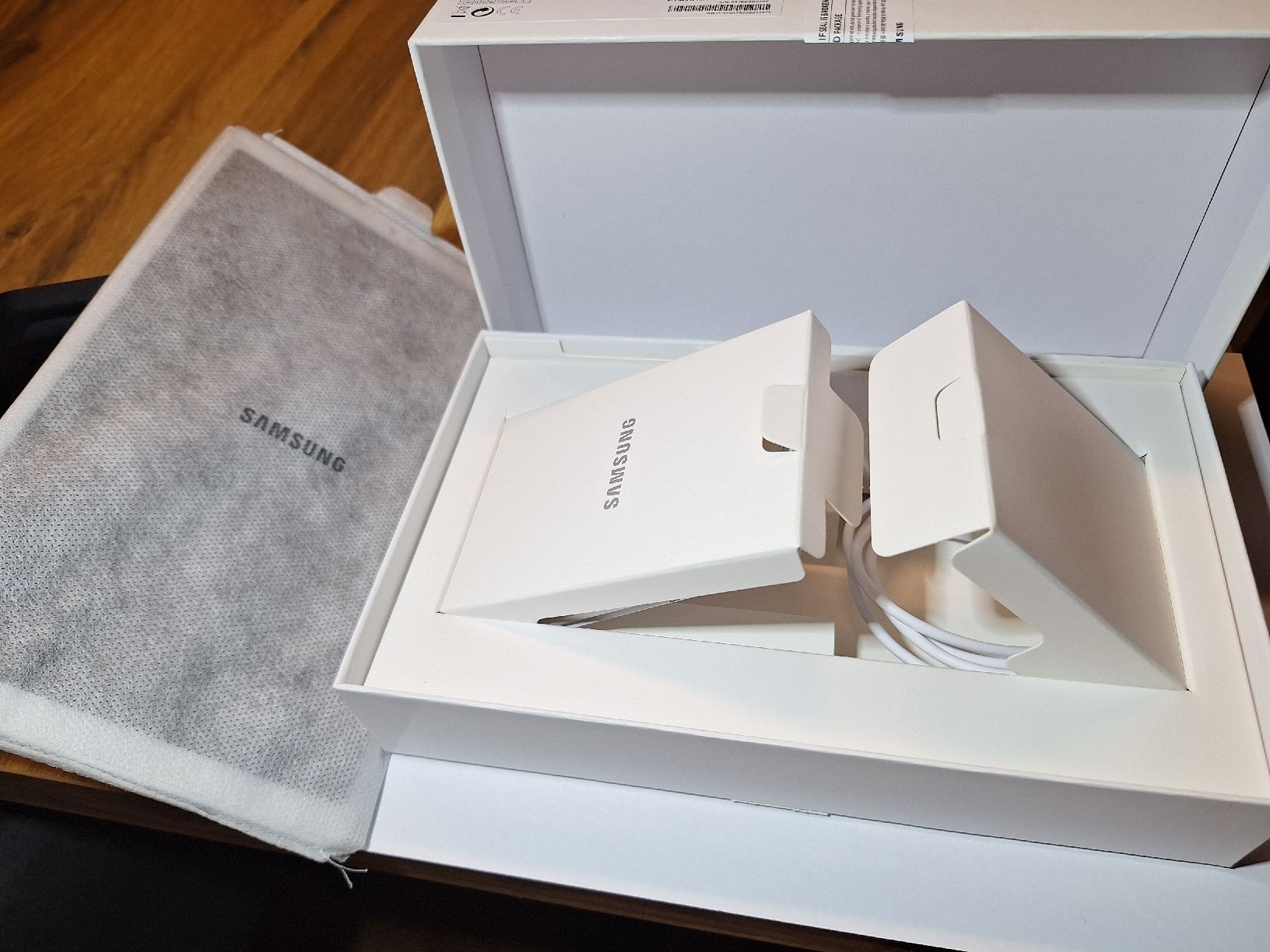 Samsung Tablet PC: Samsung Galaxy Tab A7 Lite 4G, 8.7", 32GB Silver – Usato da Moosseedorf venduto da Aemo