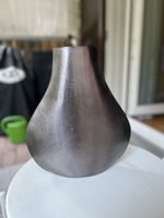 Dekorative Vase Metall gehämmert Höhe ca. 32 cm