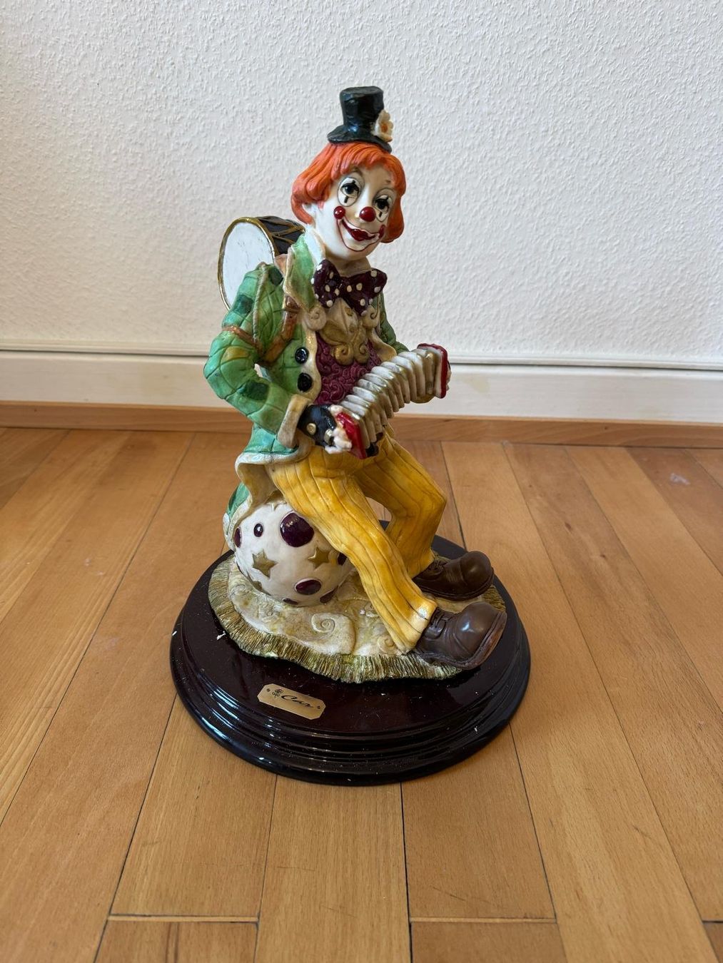 Statuette: Clownfigur - Ziehharmonika – Nuovo e nell'imballaggio originale da Münchenstein venduto da Calimeroaim