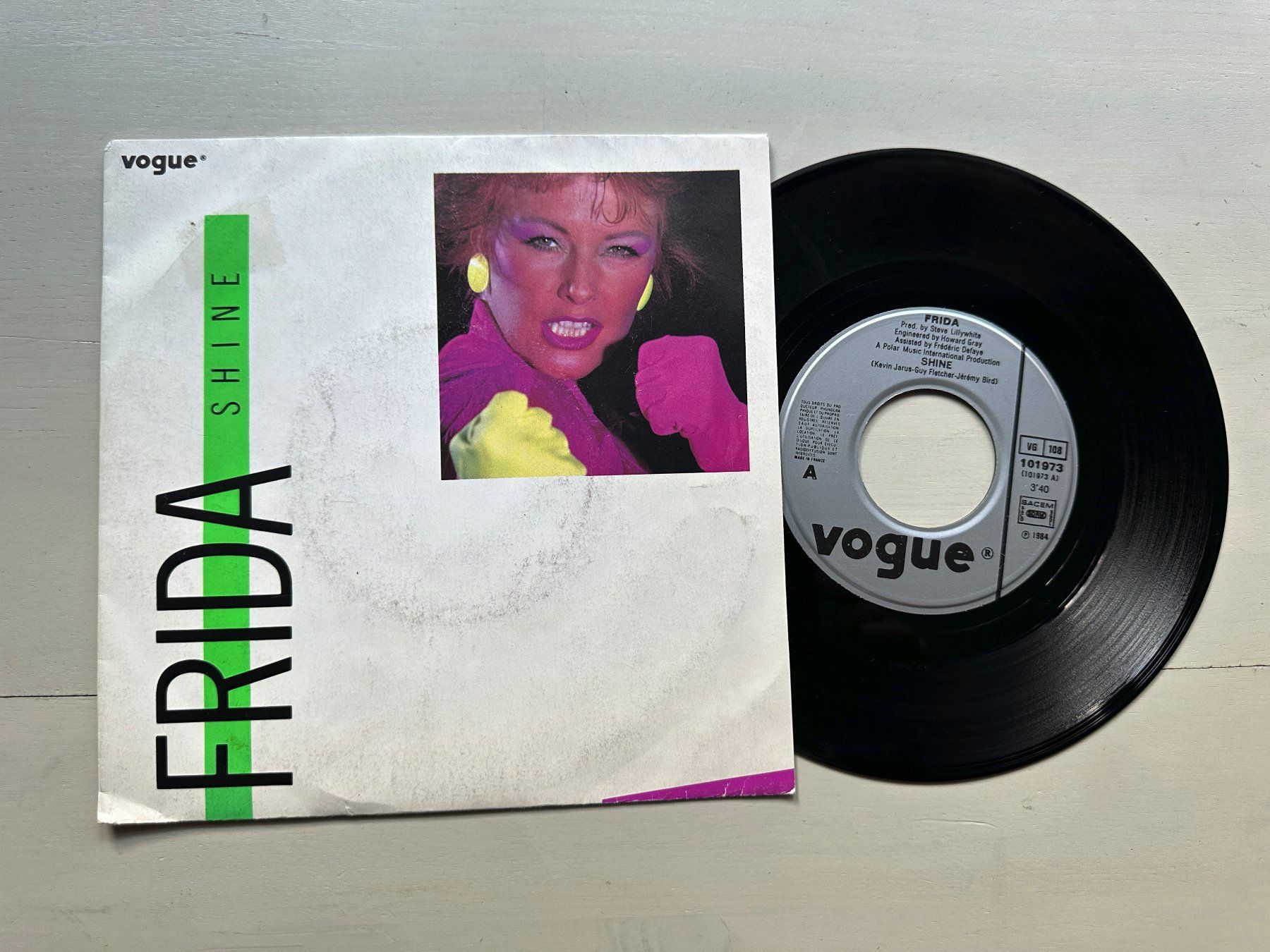 Schallplatten: FRIDA ABBA rare Single Kult Top Vouge differnd Covers Shine – Gebraucht aus Basel von Partridge