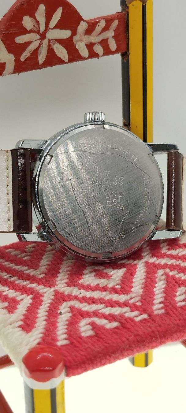 Orologi: Montre récupération – Usato da La Chaux-de-Fonds venduto da jac_9llg 6