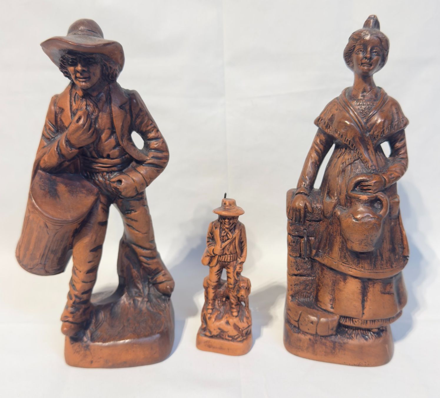Sculture & Statue: Statues en terre cuite de Francis Lascour – Usato da Tramelan venduto da lolopat