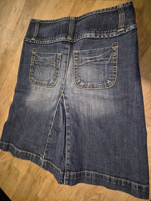 S.Oliver Gonne: Jeansrock von S.Oliver in 36 – Usato da Ottenbach venduto da Freij 7