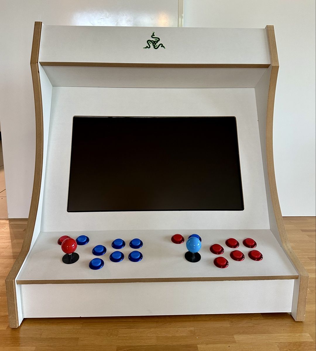 Console: Arcade Station Retro Gaming – Usato da Luzern venduto da HochM16