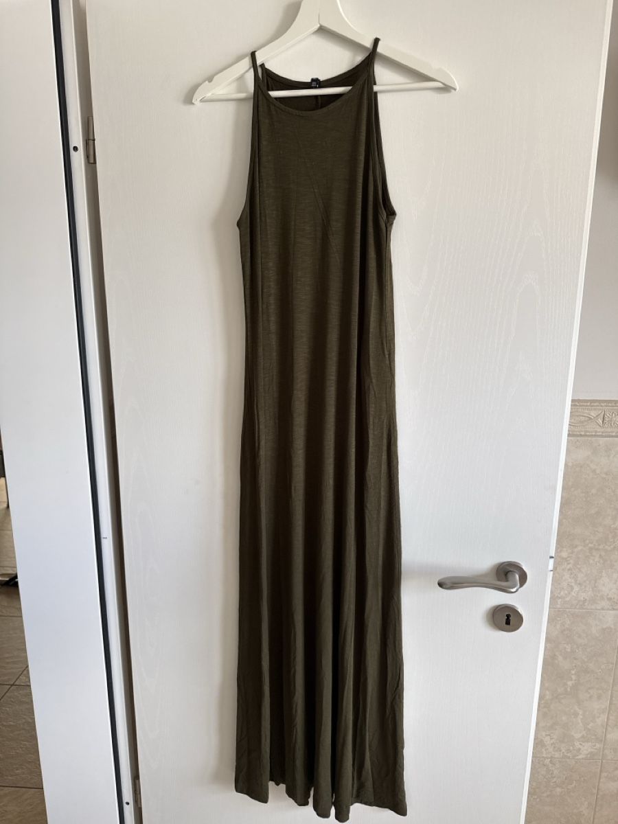 Stradivarius Kleider: Sommerkleid von Stradivarius Grösse M – Neu (gemäss Beschreibung) aus Otelfingen von Tommy112