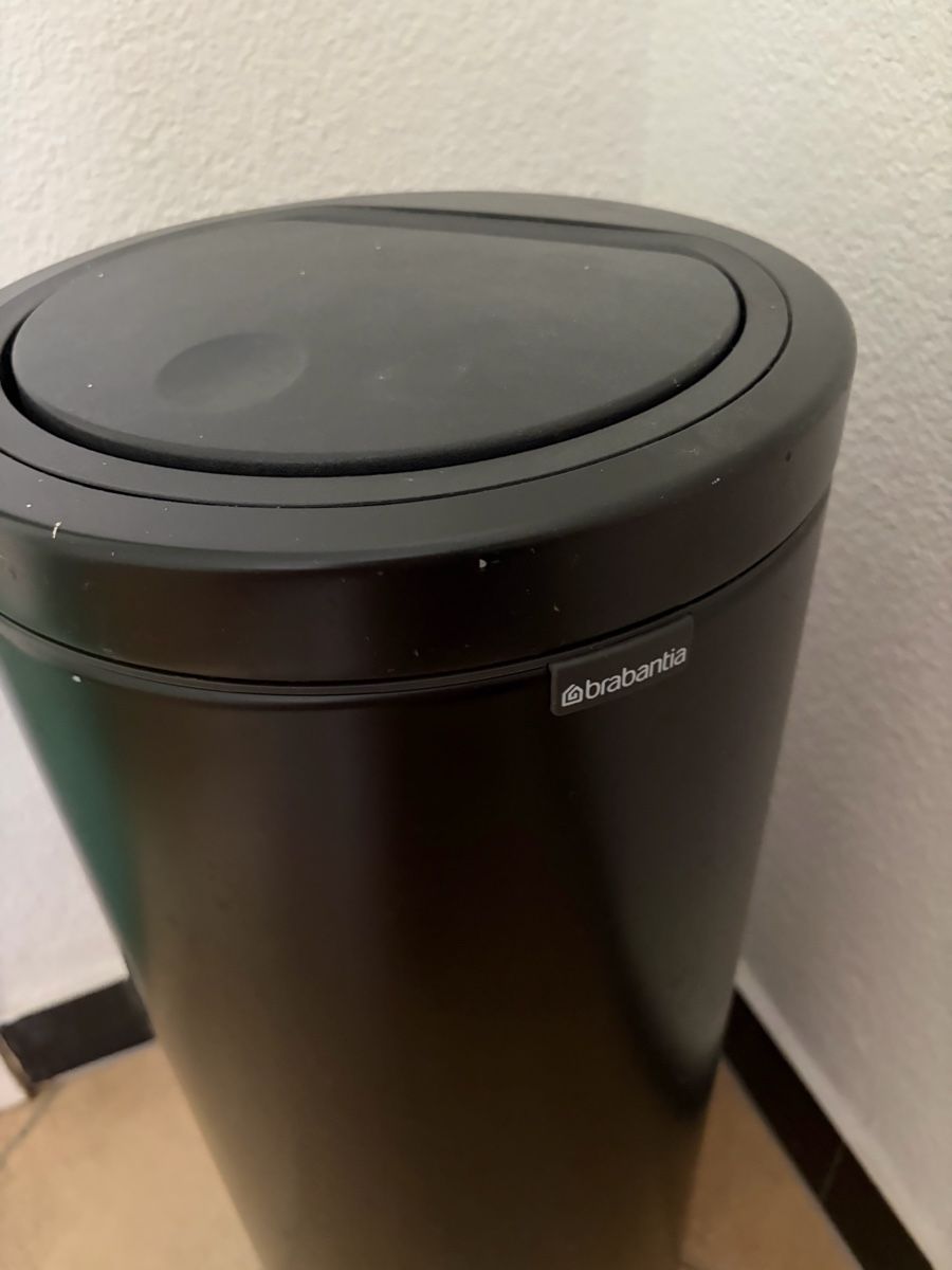 Ikea Abfalleimer: Ikea Abfalleimer schwarz – Gebraucht aus Zürich von Sop_5tvr 1