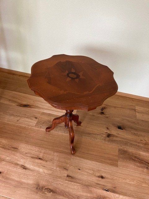 Tische: Beistelltisch rund – Gebraucht aus Gossau ZH von lordinio 2