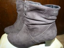 Stiefeletten von Gabor, Gr. 6, grau Velours