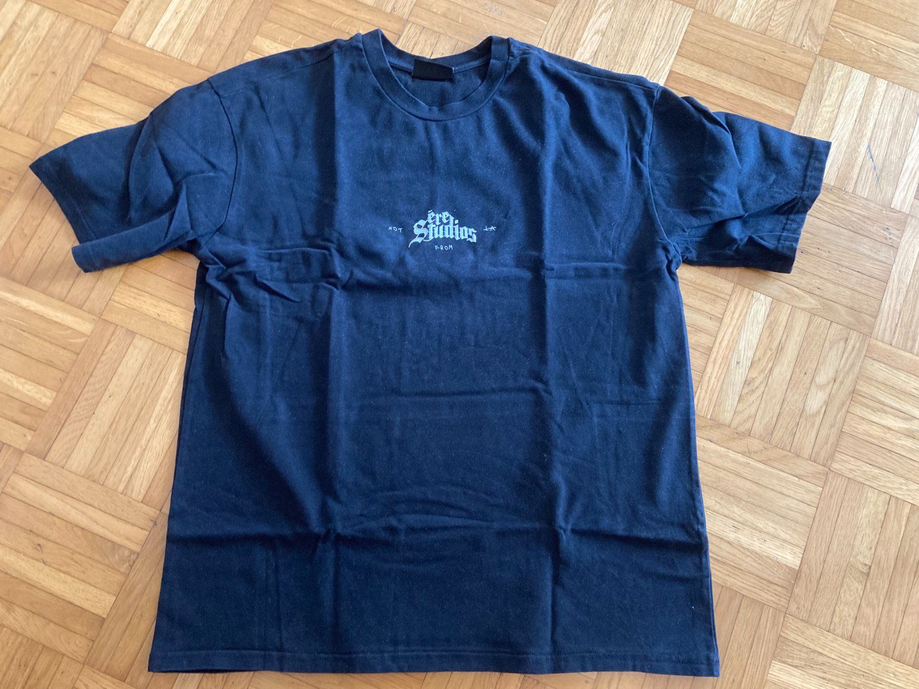 T-shirt: ERE Studios T-Shirt, schwarz – Usato da Obfelden venduto da miau68