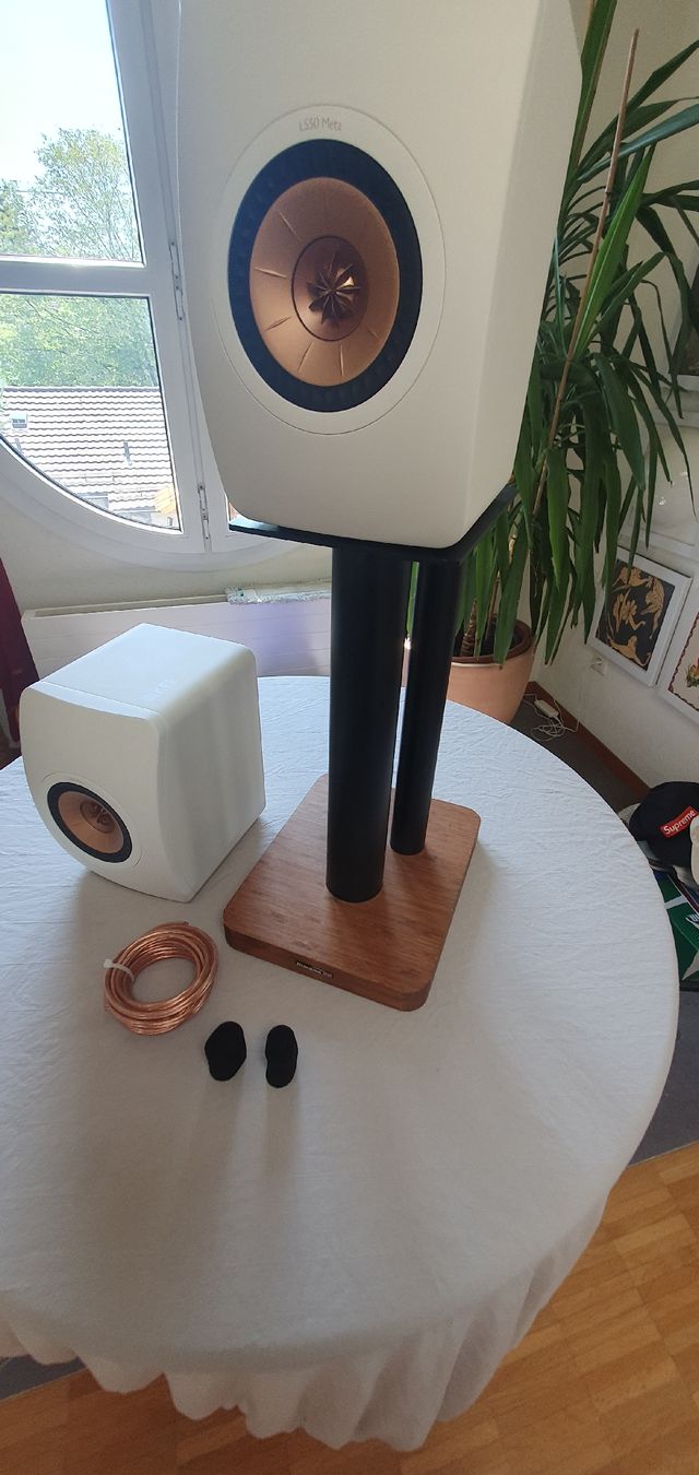 Kef Casse acustiche: Kef Ls 50 Meta, +Atacama Stands – Usato da Zürich venduto da Lutz1440 2