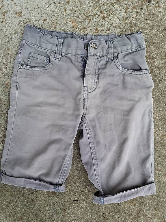 Pantaloni: Kurze Hose - Shorts 122 – Usato da Winterthur venduto da feehee 2