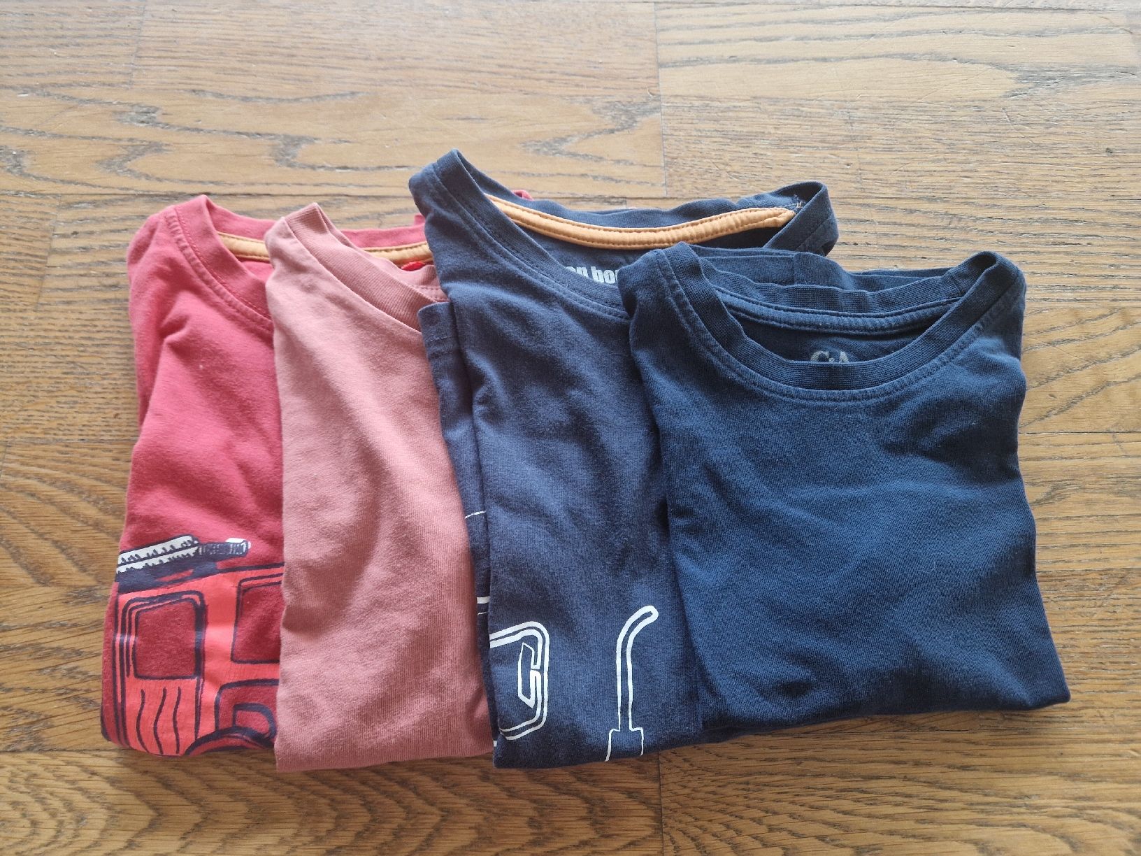 Camicie, T-shirt & Polo: T-Shirt Set, 4 Stück, Gr. 98/104 – Usato da Habsburg venduto da Habsburg87
