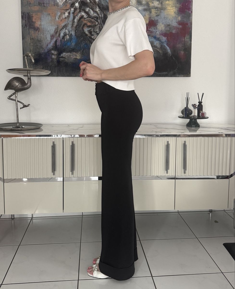 Hosen: Damen Hose Schwarz Grösse M – Gebraucht aus Altendorf von Ro 2