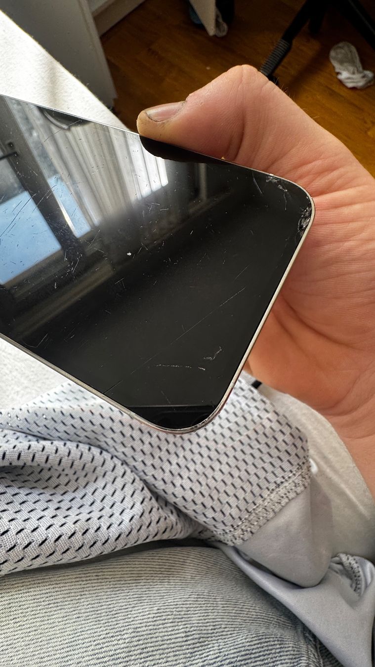 Apple Telefoni cellulari / Smartphones: iPhone 13 pro – Difettoso da Uster venduto da VerkaufenMachtSpass 5