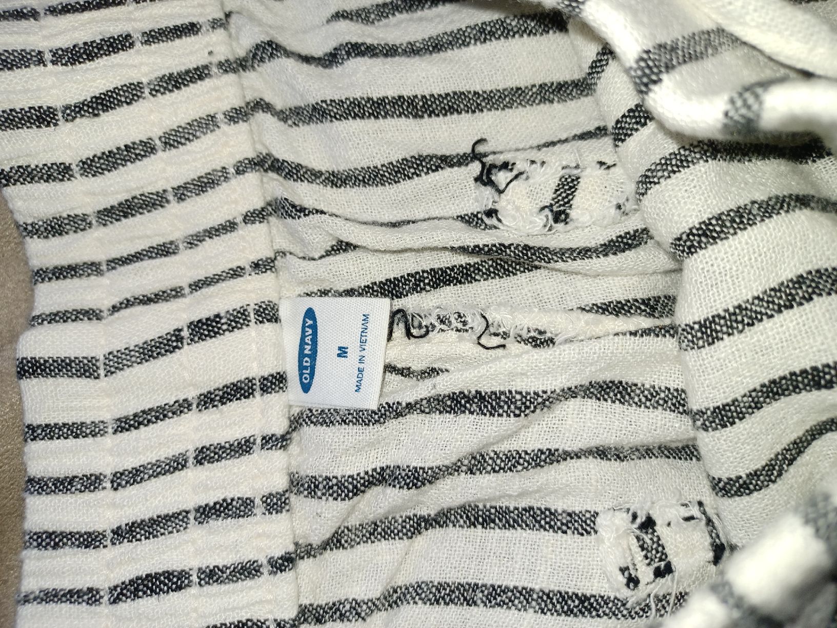 Pantaloni: pantalon rayé old navy – Usato da Servion venduto da josephine22 6